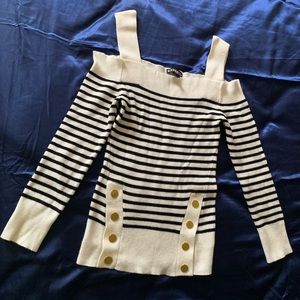 NWOT Express Striped Sweater Cold Shoulder Tee Shorts Top Blouse Size XS